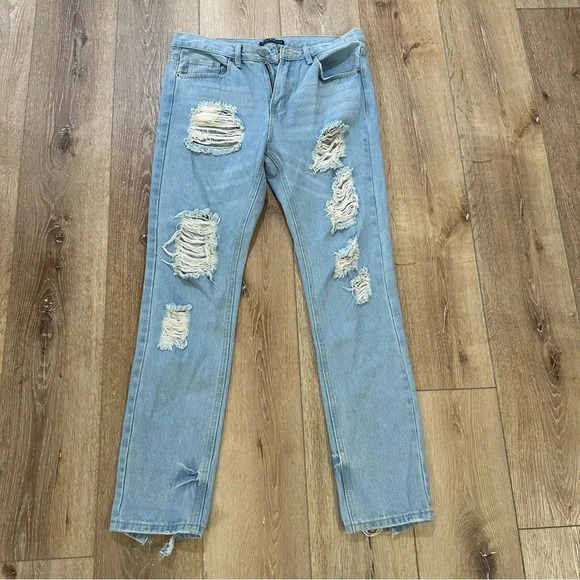 Brandy Melville Women’s Light Wash Boyfriend Distressed Denim Jeans Size S GUC - Picture 2 of 11